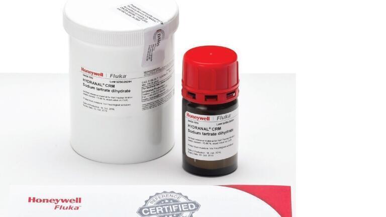Double-accredited water standards for Karl Fischer titration